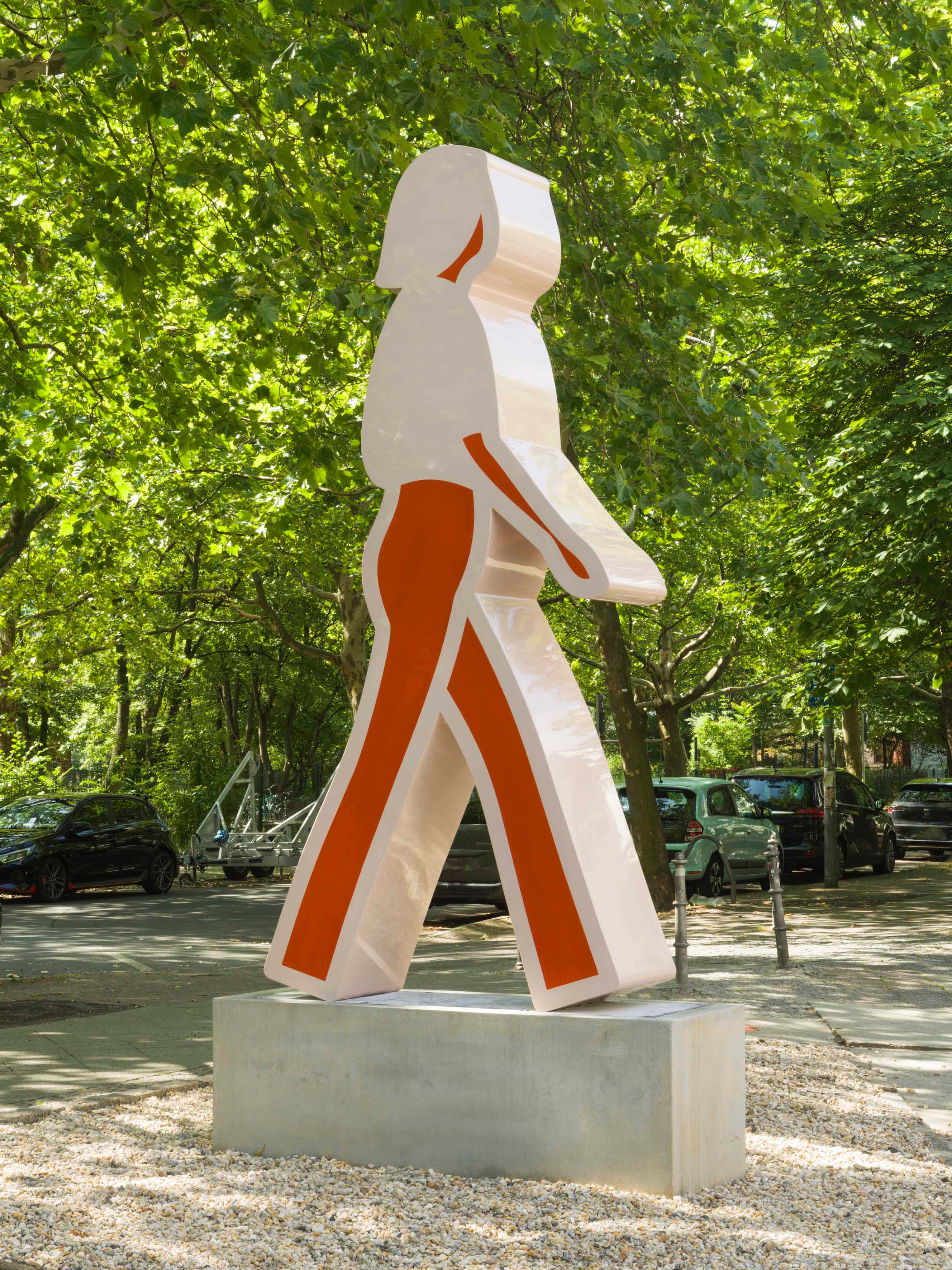 Red trousers. - Image 5